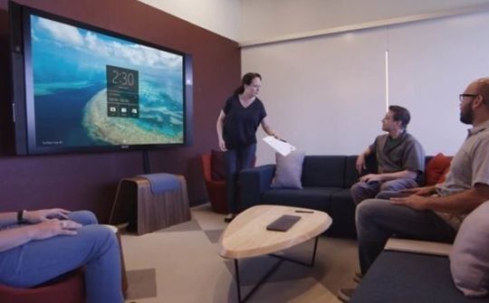 Microsoft đóng cửa nhà máy sản xuất Surface Hub của họ ở Oregon