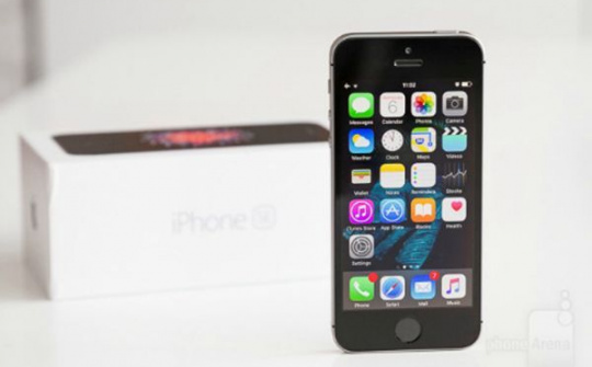 iPhone SE giảm giá sốc trên Best Buy, giá chỉ 200 USD