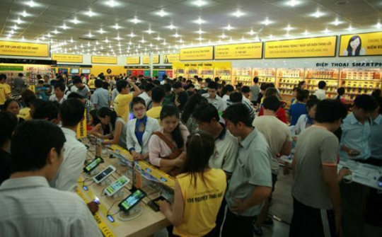 Bphone phiên bản mới sẽ ra mắt đầu tháng 8, phân phối qua TGDĐ