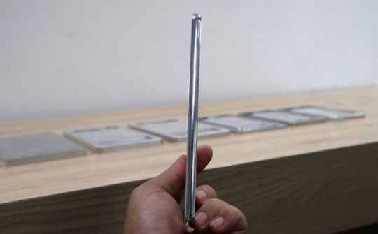 Lộ cấu hình Bphone 2: RAM 4GB, camera 21MP