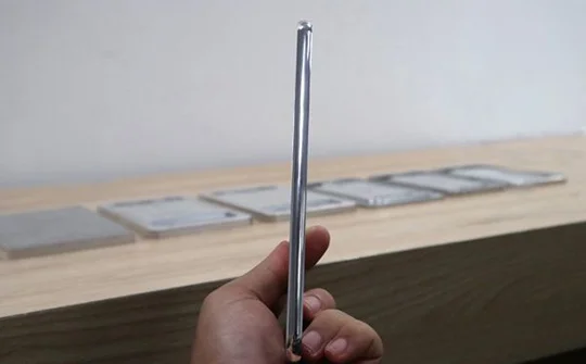 Lộ cấu hình Bphone 2: RAM 4GB, camera 21MP