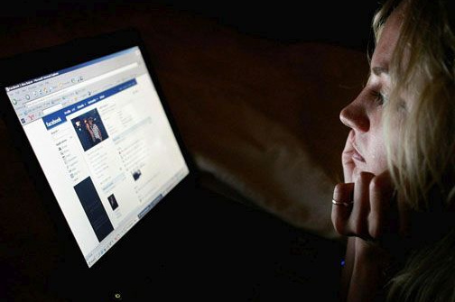 Đọc báo trên Facebook sẽ phải trả phí?