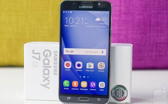Galaxy J7 (2016) sắp được cập nhật Android 7.0?