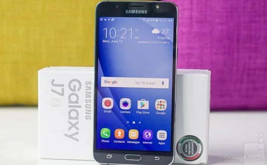 Galaxy J7 (2016) sắp được cập nhật Android 7.0?