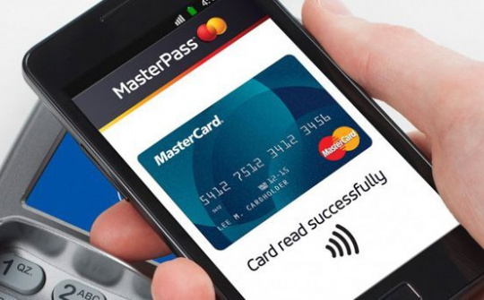 Pháp "triệt tiêu" tiền mặt để chống rửa tiền