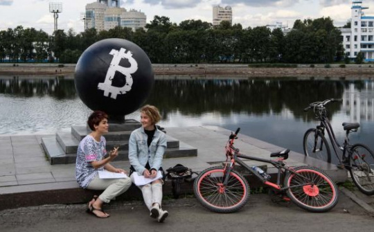 Vì sao các đồng tiền ảo luôn bị quản chặt?