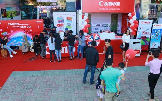 Canon "lan tỏa niềm vui" nhiếp ảnh đến các địa phương