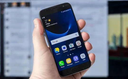 Galaxy S7 xách tay giảm giá mạnh, chỉ còn hơn 5 triệu đồng