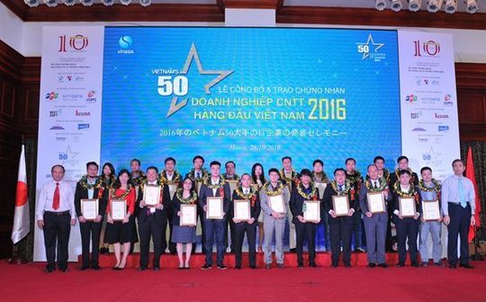 Vietnam’s 50 Leading IT Companies tập trung vào chuyển đổi số và IoT