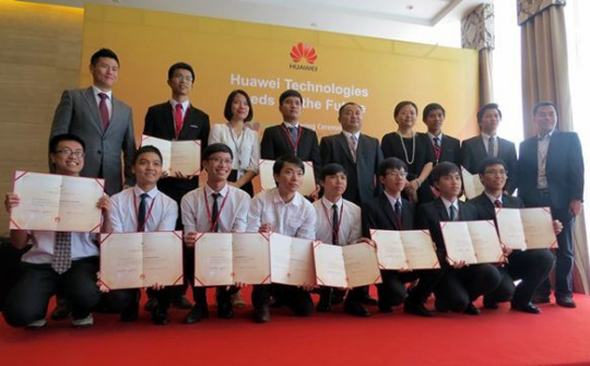 Huawei Việt Nam khởi động Chương trình học bổng Hạt giống Viễn thông 2017
