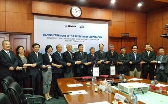 FPT bán 47% cổ phần FPT Trading cho Synnex