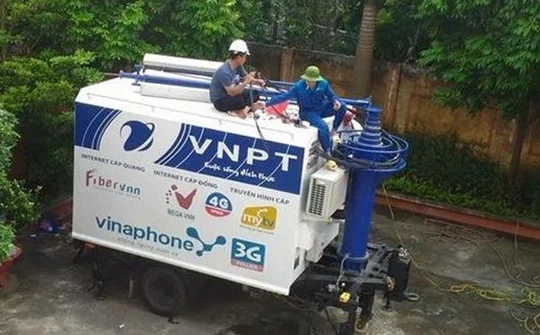 Trạm thời tiết thông minh "thử sức" cùng cơn bão số 10