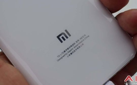 Xiaomi Chiron lộ diện, Snapdragon 835 và 6GB RAM