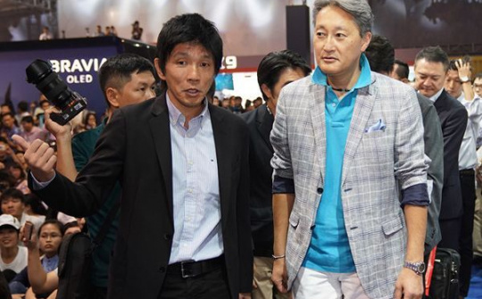 Chủ tịch tập đoàn Sony bất ngờ xuất hiện tại Việt Nam