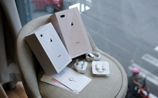 Ảnh thực tế bộ đôi iPhone 8/8 Plus đầu tiên tại Việt Nam