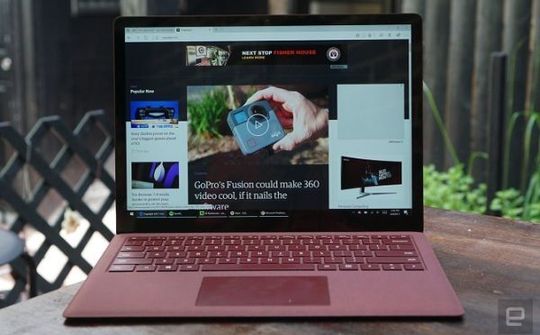 Surface Laptop chạy Windows 10 S được nâng cấp miễn phí lên Windows 10