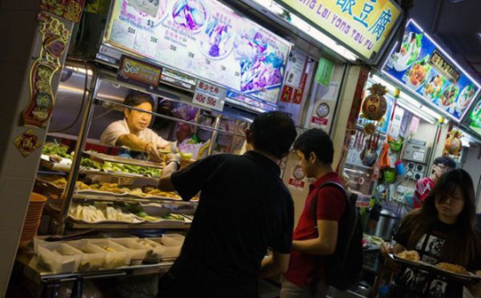 90% người Singapore thích dùng tiền mặt để thanh toán