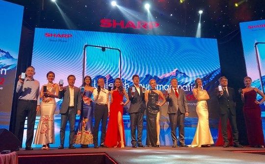 Sharp Aquos S2 ra mắt thị trường Việt Nam, giá 7 triệu đồng