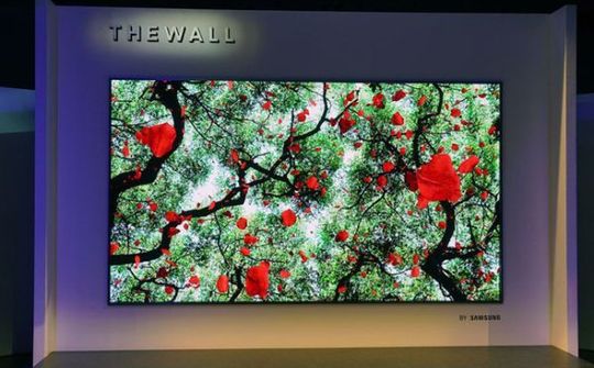 Samsung giới thiệu TV dán tường 146 inch dạng "xếp hình"