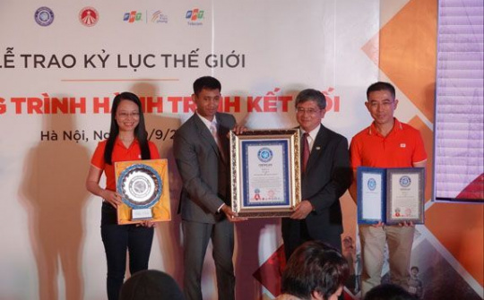 FPT nhận kỷ lục Thế giới cho “Hành trình kết nối” 31 ngày chạy xuyên Việt