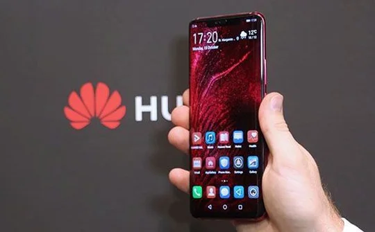 Mate 20 RS Porsche Design có giá bán lên tới 50 triệu đồng