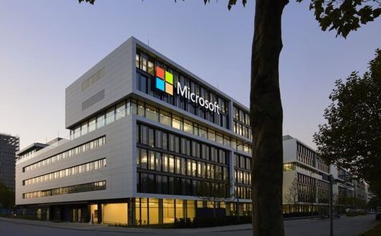 Microsoft sẽ sớm trở thành công ty trị giá 1.000 tỷ USD