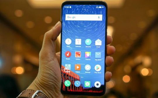 Meizu 16 ra mắt, dùng công nghệ vân tay nhúng vào màn hình