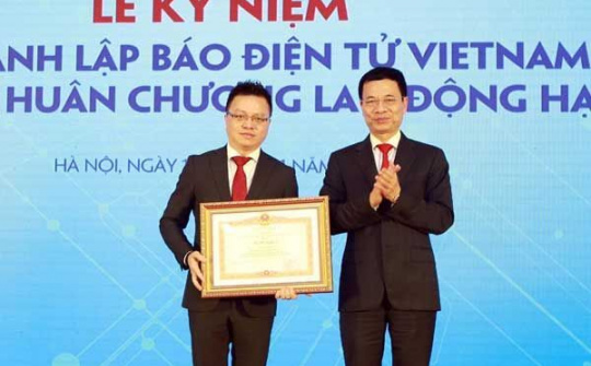 VietnamPlus kỷ niệm 10 năm ngày ra mắt, nhận Huân chương Lao động hạng Nhì