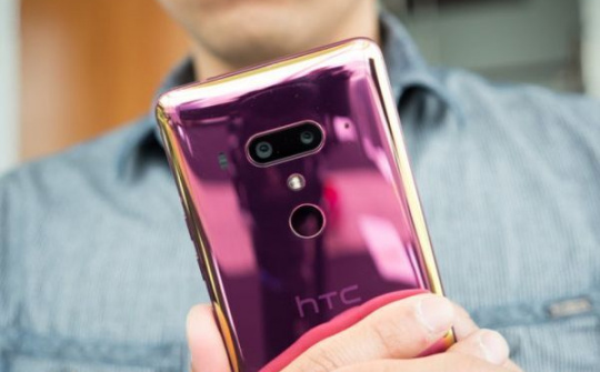 Thiết bị kế nhiệm dòng HTC U12+ đã bị hủy bỏ?