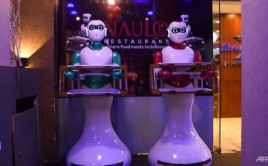 Nepal có robot phục vụ bàn đầu tiên