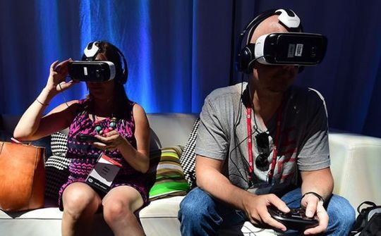 Facebook cải tổ bộ phận thực tế ảo Oculus