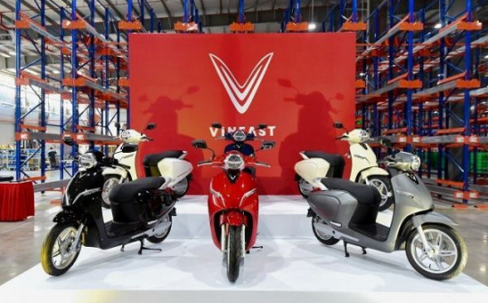 VinFast ra mắt xe máy điện Klara, giá từ 21 triệu đồng