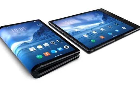 Royole ra mắt smartphone gập được đầu tiên trên thế giới