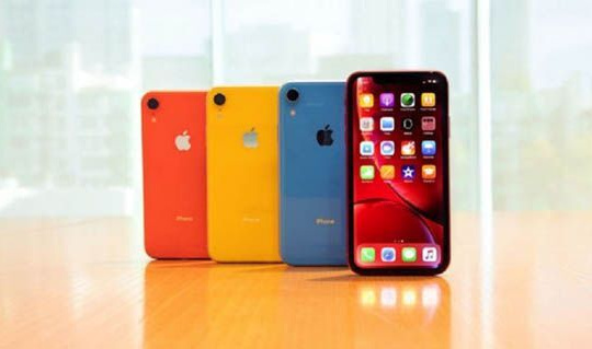 Apple cắt giảm tổng sản lượng sản xuất iPhone tới 25%