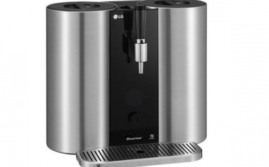 LG trình diễn máy sản xuất bia thông minh tại CES 2019