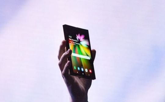 Smartphone màn hình gập sẽ thay đổi cuộc chơi 2019