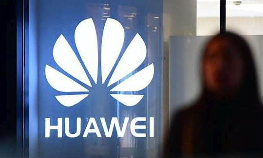 Huawei bị rút khỏi phần lõi dự án 3 tỷ USD của cảnh sát Anh