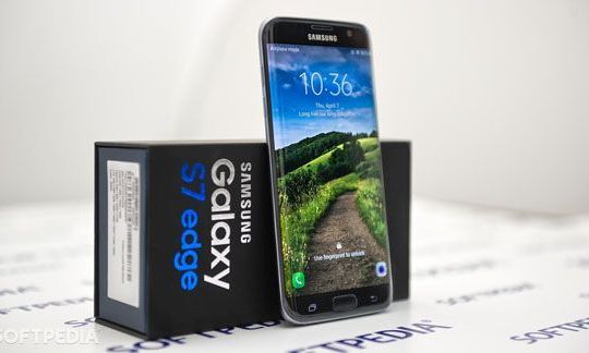 Samsung quay trở lại với chuỗi smartphone Edge