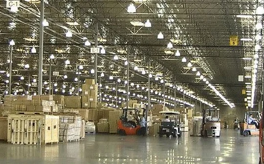 Tiếp cận “bàn đạp” lớn của thị trường mua sắm công nghiệp