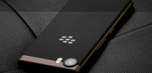 BlackBerry chỉ bán 850 ngàn máy trong năm 2017