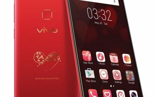 Vivo vừa ra mắt chiếc V7+ dành riêng cho ngày Lễ tình nhân