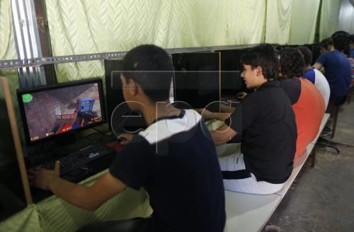 LHQ kêu gọi bảo vệ trẻ em trước những mối đe dọa từ Internet