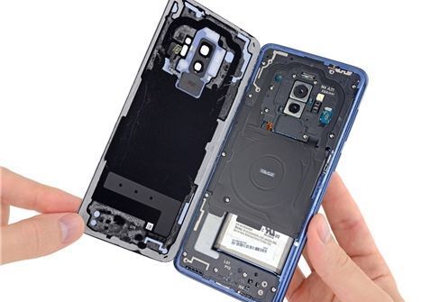 Samsung Galaxy S9+ có thiết kế khó sửa chữa
