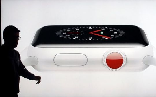 Apple đang đầu tư tự sản xuất màn hình MicroLED