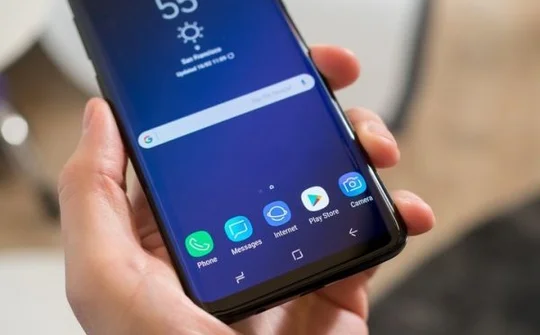 Samsung Galaxy S9 bị tố xuất hiện nhiều điểm chết trên màn hình