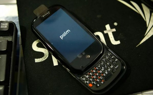 Điện thoại thông minh Palm chuẩn bị được hồi sinh?