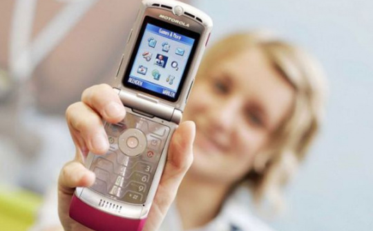 Lenovo sẽ hồi sinh Motorola RAZR với thiết kế hiện đại