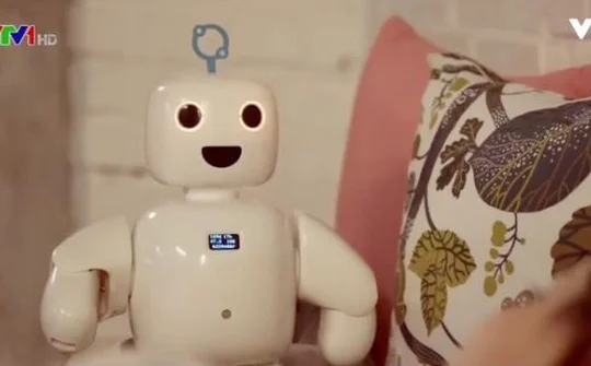 Startup Hàn Quốc ra mắt robot PiBo