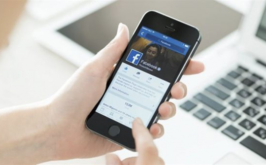 Uganda: Người dùng phải trả thuế 0,027 USD mỗi ngày để lướt mạng xã hội