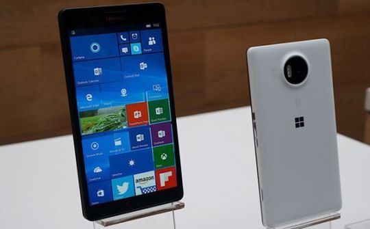 Microsoft vẫn chưa từ bỏ dự án phát triển siêu phẩm điện thoại Windows 10